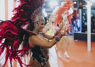 Tänzerin im Action-Playground der Imaging World in Nürnberg